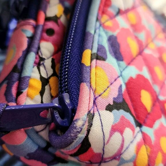 Vera Bradley Floral Multi Small Crossbody Wallet Purse Wristlet Bag - Picture 3 of 11